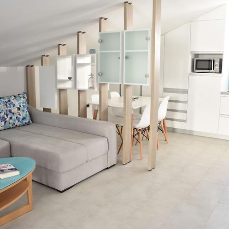 Beachfront Apartments - Villa Vita Stara Novalja Pokoj fotografie